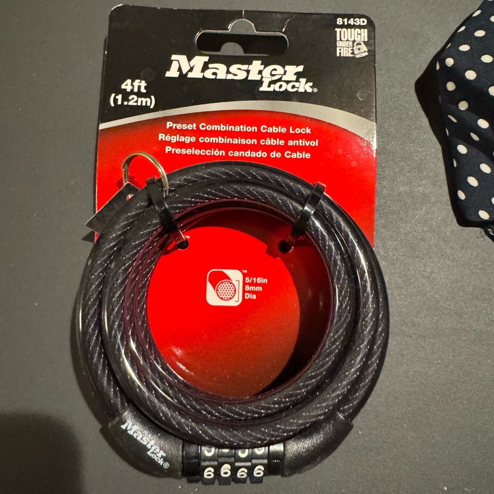 NWT Master Lock Combination 4 Foot Cable Lock
